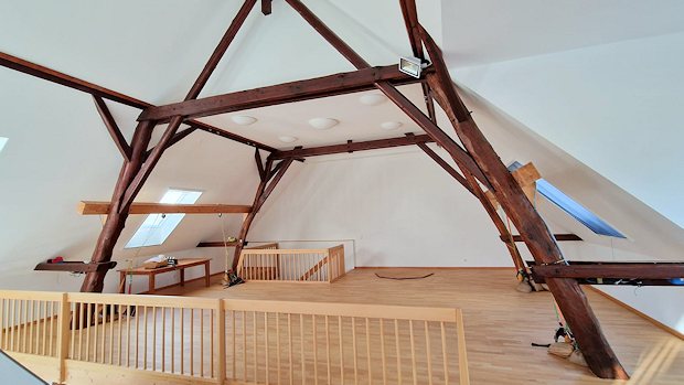 Zimmer im Dachgeschoss des Zweifamilienhauses