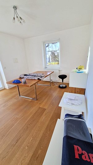Zimmer im Zweifamilienhaus